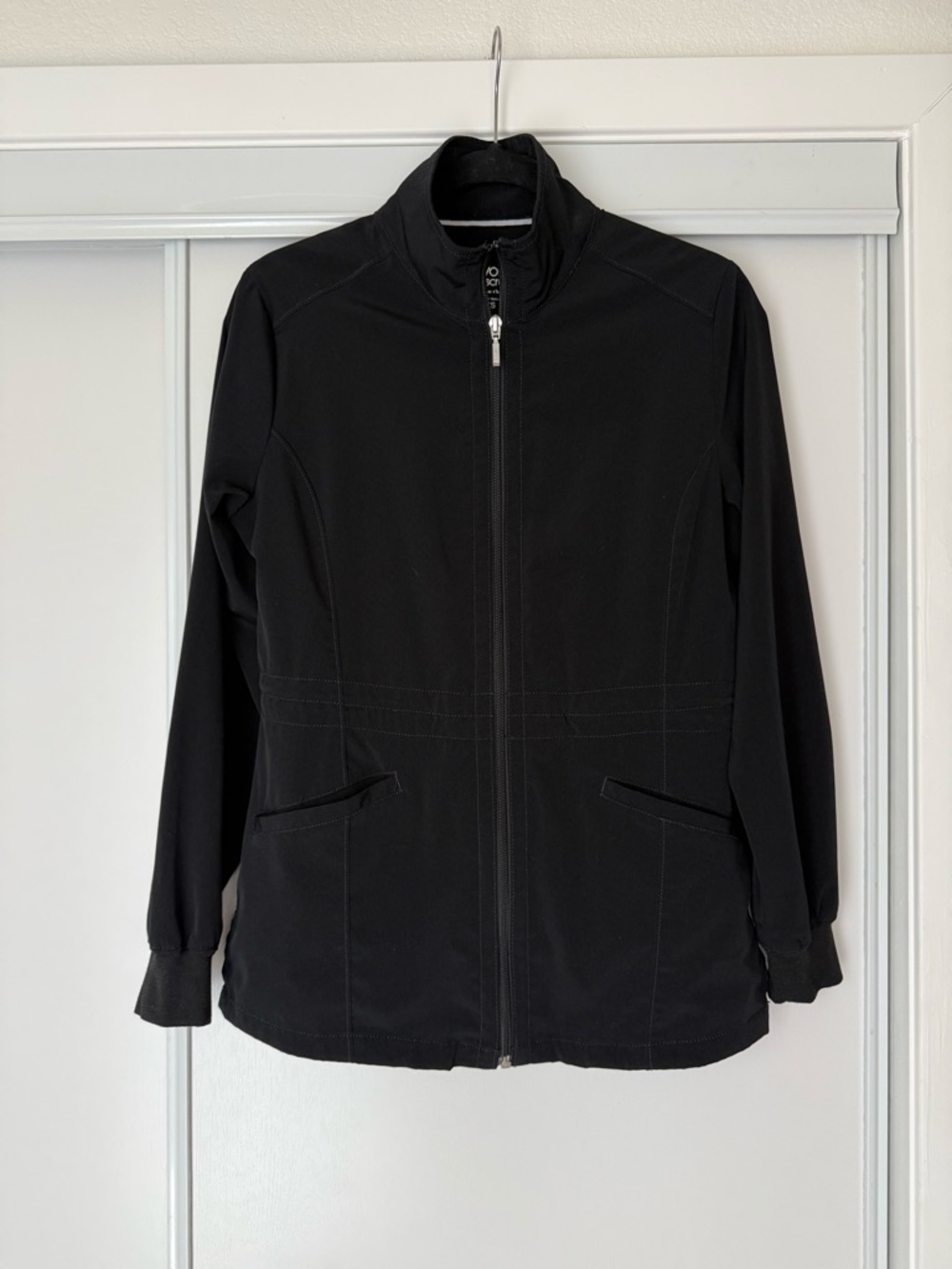 Black Women’s Scrub Zip-Front Jacket